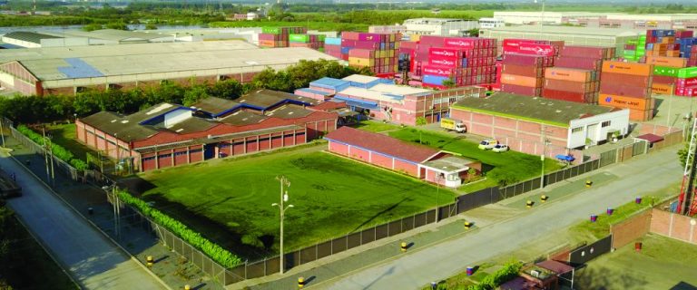 toma-aerea-empresa-1024x426-1